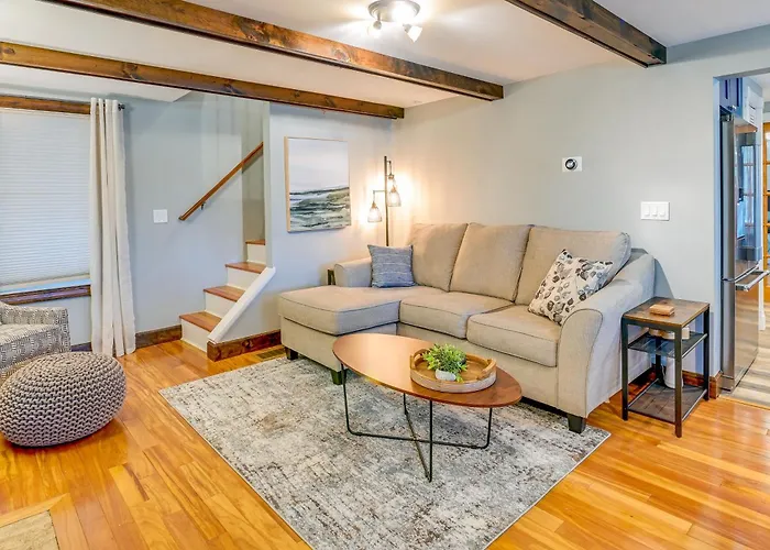 Saratoga Springs Vacation Rental W/ Lake Views!